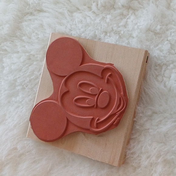 Mickey Mouse Big Mickey Portrait Stamp Rubber Stampede A1404G New - Picture 9 of 9